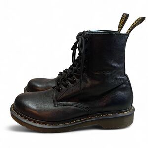 👉Sold👈Dr. Martens Pascal Black Virginia Leather Women’s Lace Up Combat Boots
